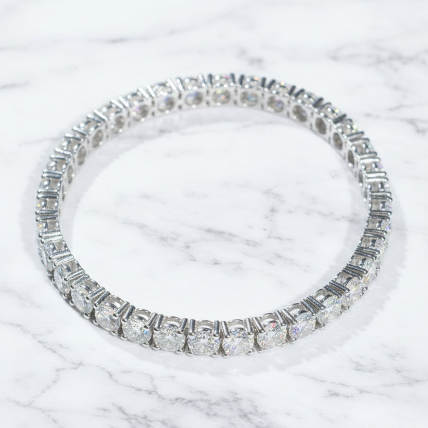 make this bracelet look perfect on this picture, the angle etc
